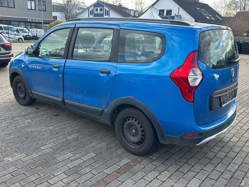 Gebraucht Dacia Lodgy Stepway 116 PS (85 kW) 2018 Blau Van / Kleinbus
