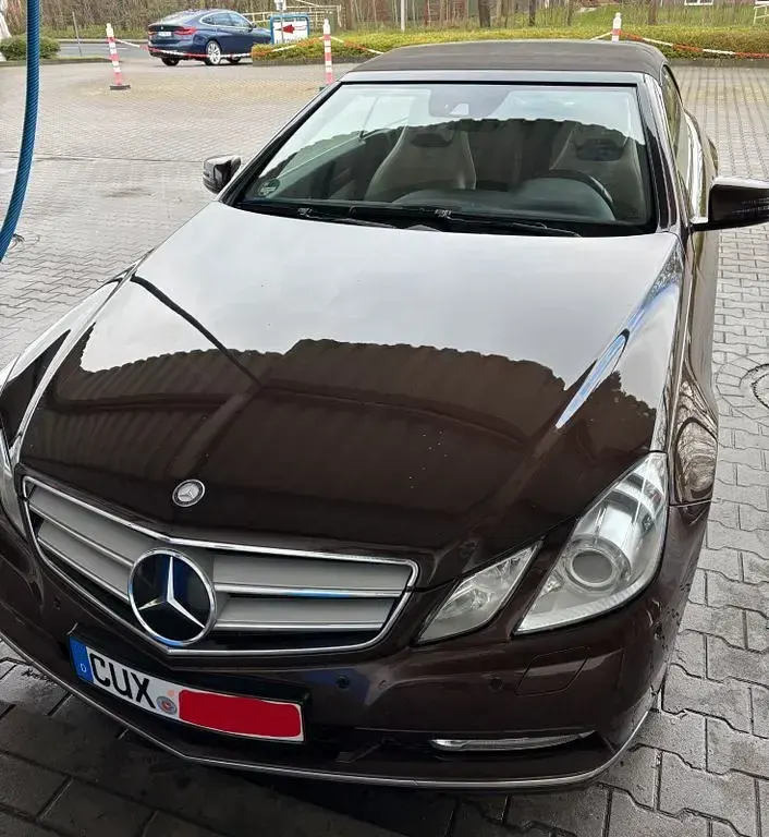 Gebraucht Mercedes E350 Avantgarde 313 PS (230 kW) 2012 Braun Cabrio