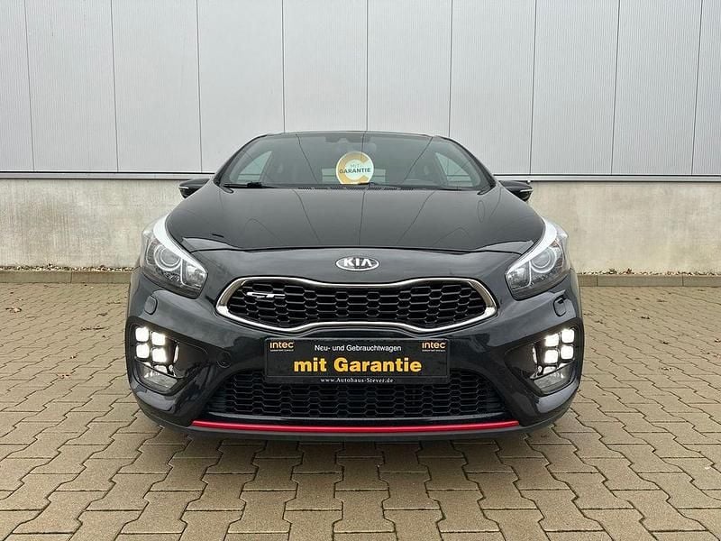 Gebraucht Kia ProCeed GT-Track 204 PS (150 kW) 2015 Schwarz Kleinwagen