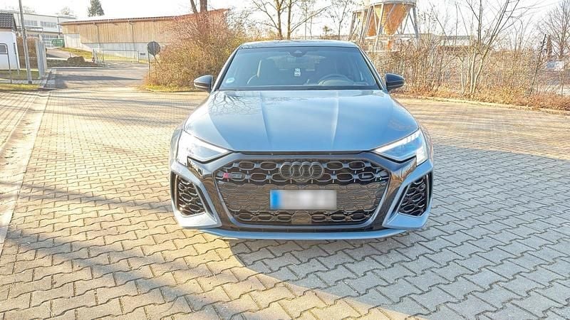 Gebraucht Audi RS3 400 PS (294 kW) 2022 Grau Limousine
