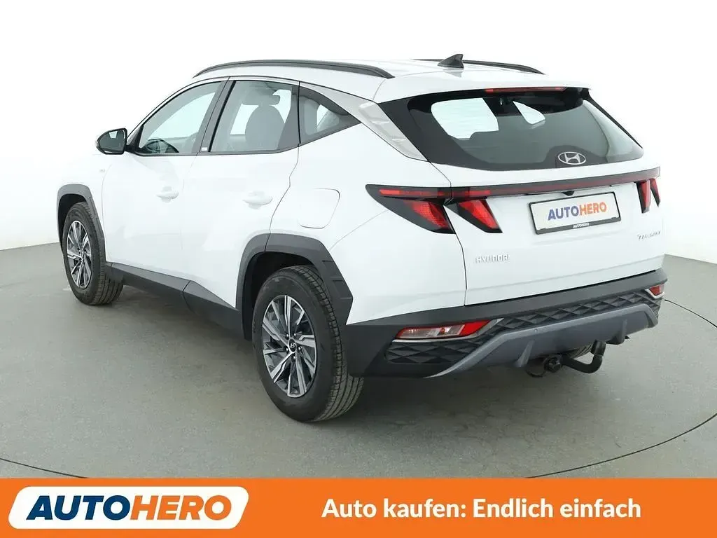 Gebraucht Hyundai Tucson Select 150 PS (110 kW) 2021 Polar white SUV