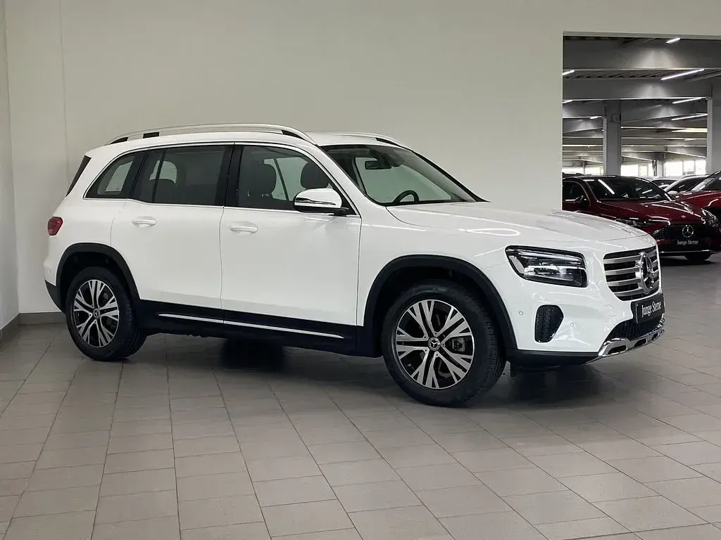 Gebraucht Mercedes GLB180 Progressive 136 PS (100 kW) 2025 Weiß SUV