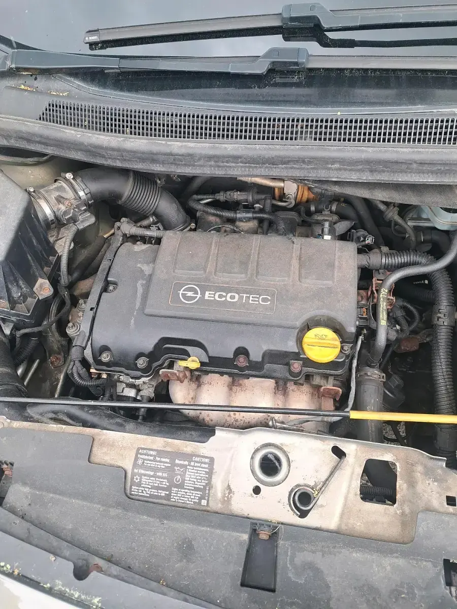 Gebraucht Opel Meriva 100 PS (73 kW) 2010 Braun Van / Kleinbus