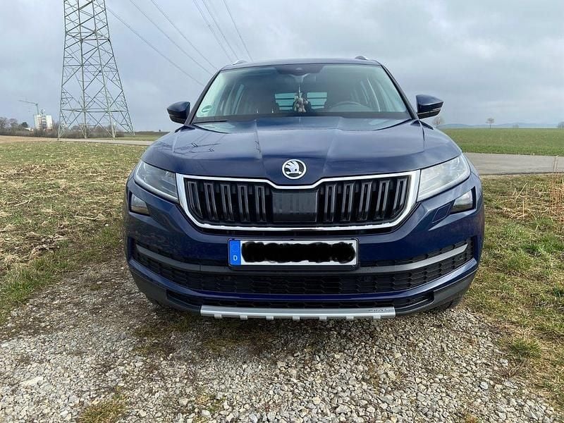 Blau Gebraucht 2017 Skoda Kodiaq Style SUV | 16.500 € (Guter Preis) - Bild 1/4