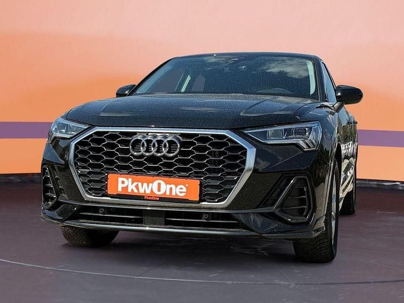 Schwarz Gebraucht 2023 Audi Q3 Sportback Performance SUV | 31.250 € (Guter Preis) - Bild 1/4