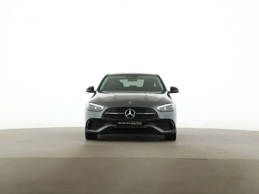 Gebraucht Mercedes C300e AMG 197 PS (144 kW) 2025 Grau Limousine