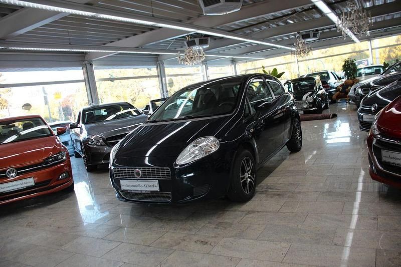 Gebraucht Fiat Grande Punto Active 65 PS (47 kW) 2009 Blau Kleinwagen