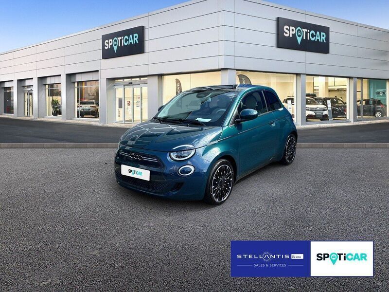 Blau Gebraucht 2021 Fiat 500e La Prima Limousine | 18.885 € (Etwas zu teuer) - Bild 1/4