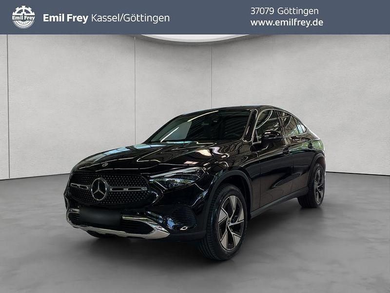 Obsidianschwarz metallic Gebraucht 2024 Mercedes GLC300e Avantgarde Coupé | 67.400 € (Guter Preis) - Bild 1/4