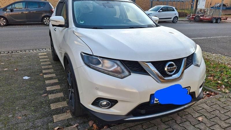 Weiß Gebraucht 2016 Nissan X-Trail 360º SUV | 10.600 € (Guter Preis) - Bild 1/4
