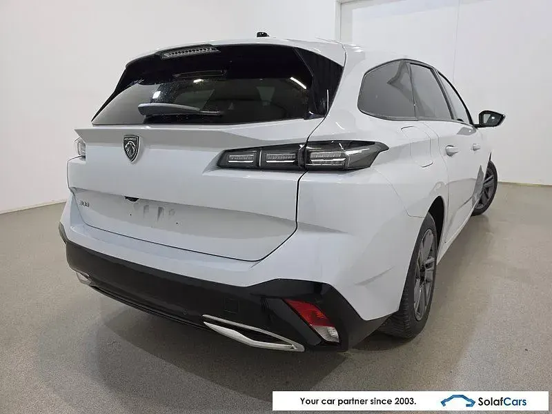 Gebraucht Peugeot 308 Allure 131 PS (96 kW) 2024 Weiß Limousine