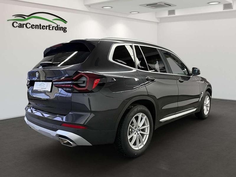 Gebraucht BMW X3 184 PS (135 kW) 2022 Sophistograu brillanteffekt SUV