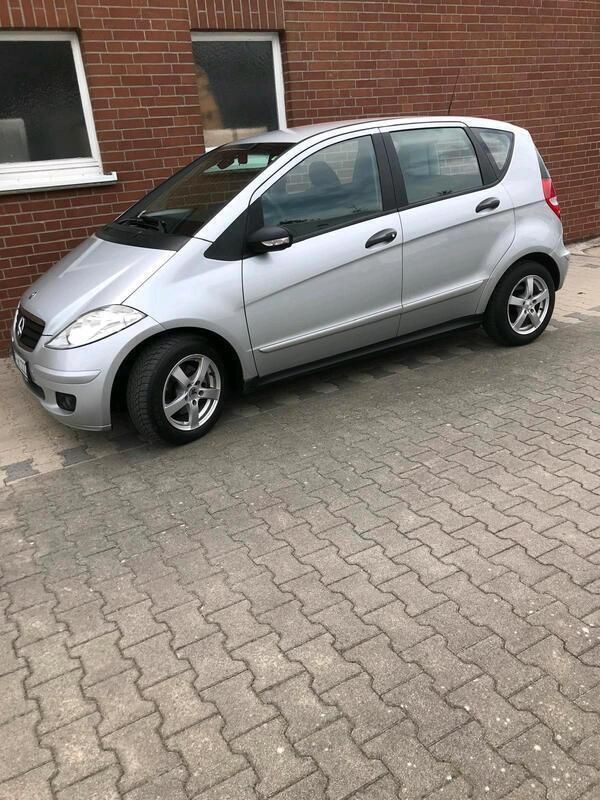 Silber Gebraucht 2006 Mercedes A160 Limousine | 1.650 € (Guter Preis) - Bild 1/4