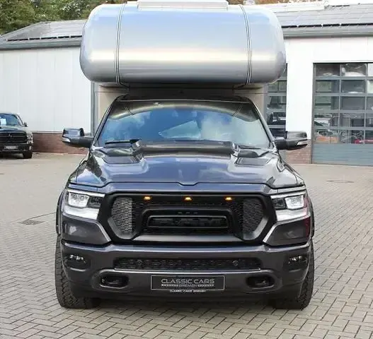 Second-hand Dodge Ram 313 CP (230 kW) 2020 Gri