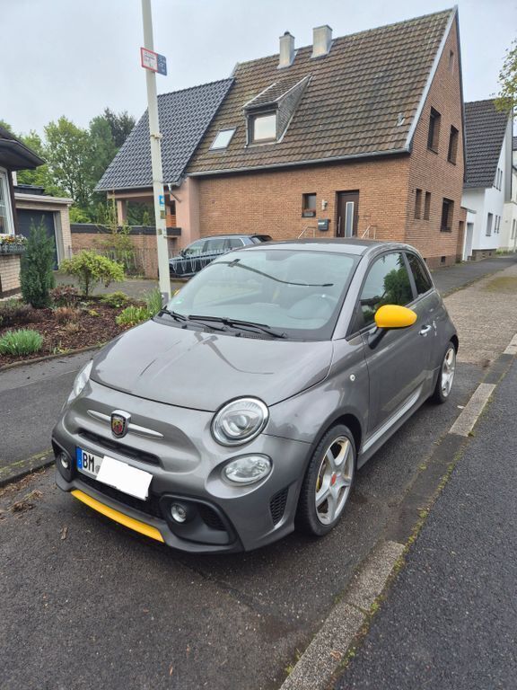 Grau Gebraucht 2019 Abarth 595 Pista Kleinwagen | 15.500 € (Guter Preis) - Bild 1/4