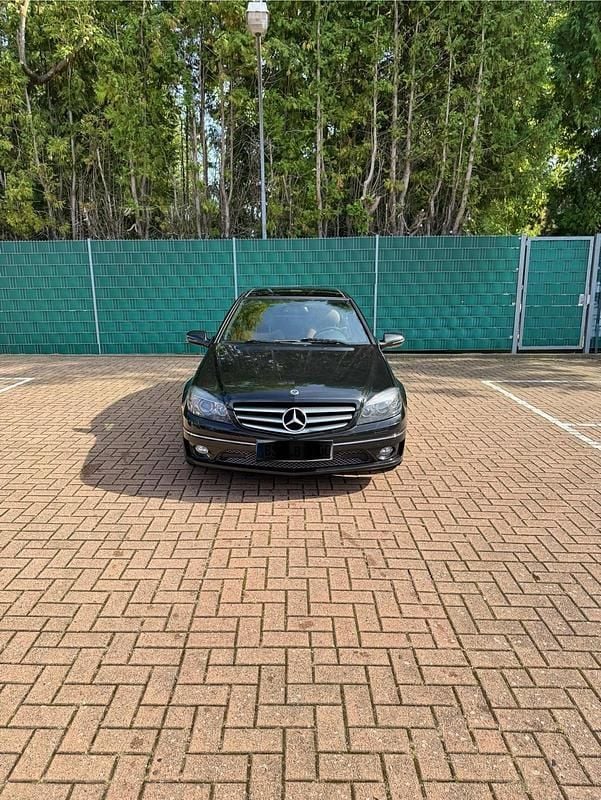 Schwarz Gebraucht 2009 Mercedes C230 Coupé | 8.900 € (Etwas zu teuer) - Bild 1/4
