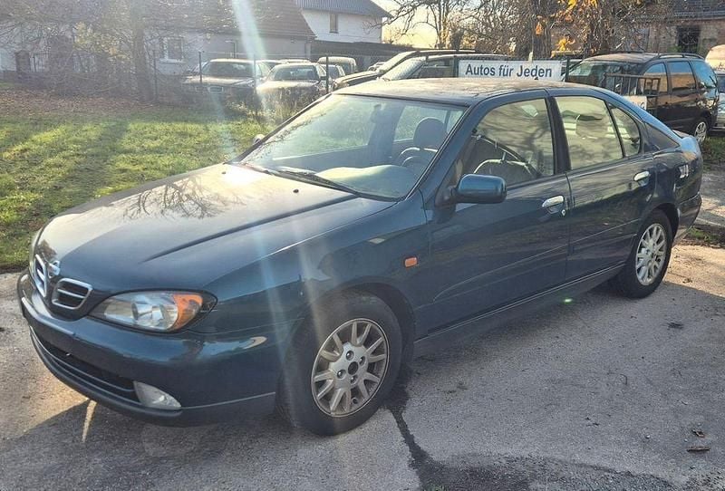 Gebraucht Nissan Primera Comfort 114 PS (83 kW) 2001 Blau Limousine