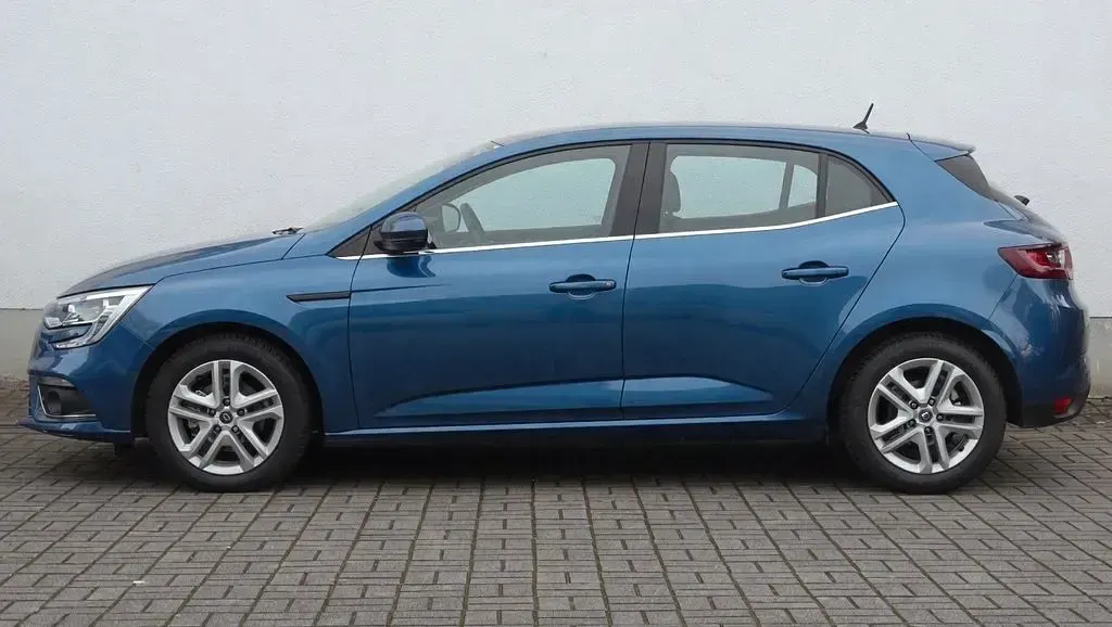 Gebraucht Renault Mégane Experience 132 PS (97 kW) 2016 Blau Limousine