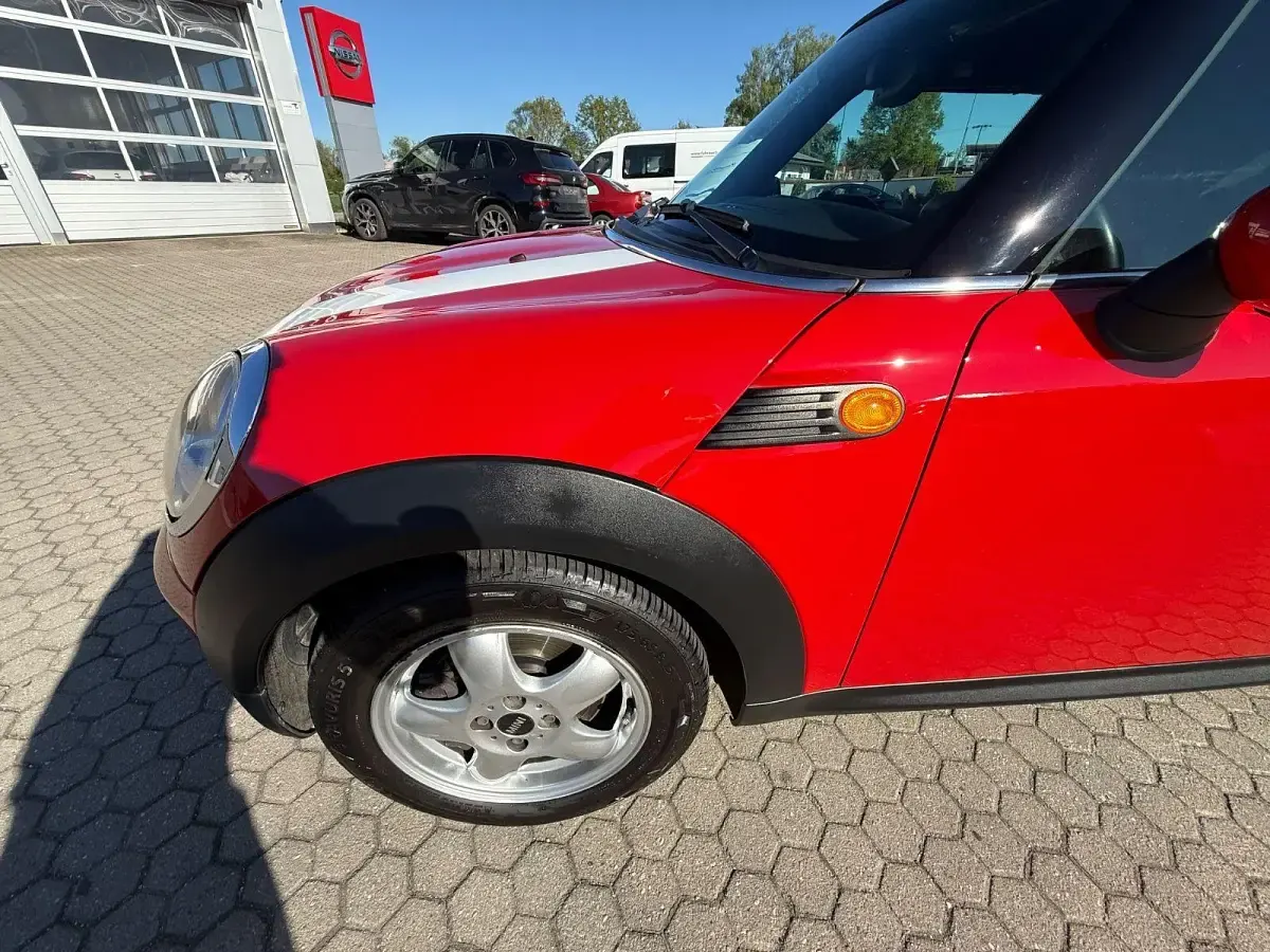 Usata Mini Cooper Cabriolet 120 CV (88 kW) 2009 Rosso Cabrio