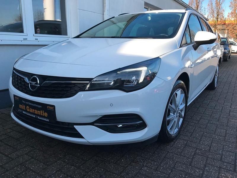 Gebraucht Opel Astra Edition 122 PS (89 kW) 2020 Weiß Kombi