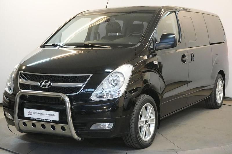 Schwarz Gebraucht 2009 Hyundai H-1 Van | 7.990 € (Fairer Preis) - Bild 1/4