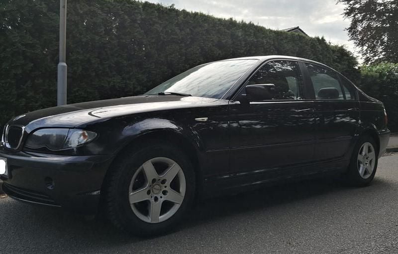 Schwarz Gebraucht 2003 BMW 316 Limousine | 4.500 € (Teuer) - Bild 1/2