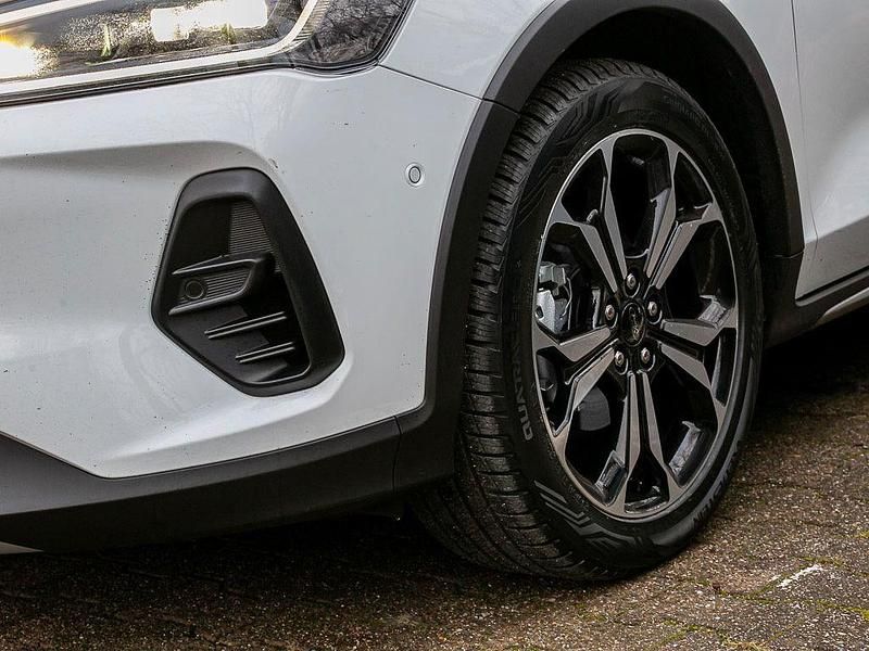 Gebraucht Ford Focus Active 155 PS (114 kW) 2025 Weiß Limousine