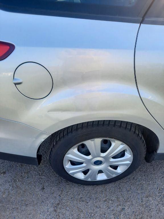 Gebraucht Ford Focus Business Edition 120 PS (88 kW) 2016 Silber Limousine