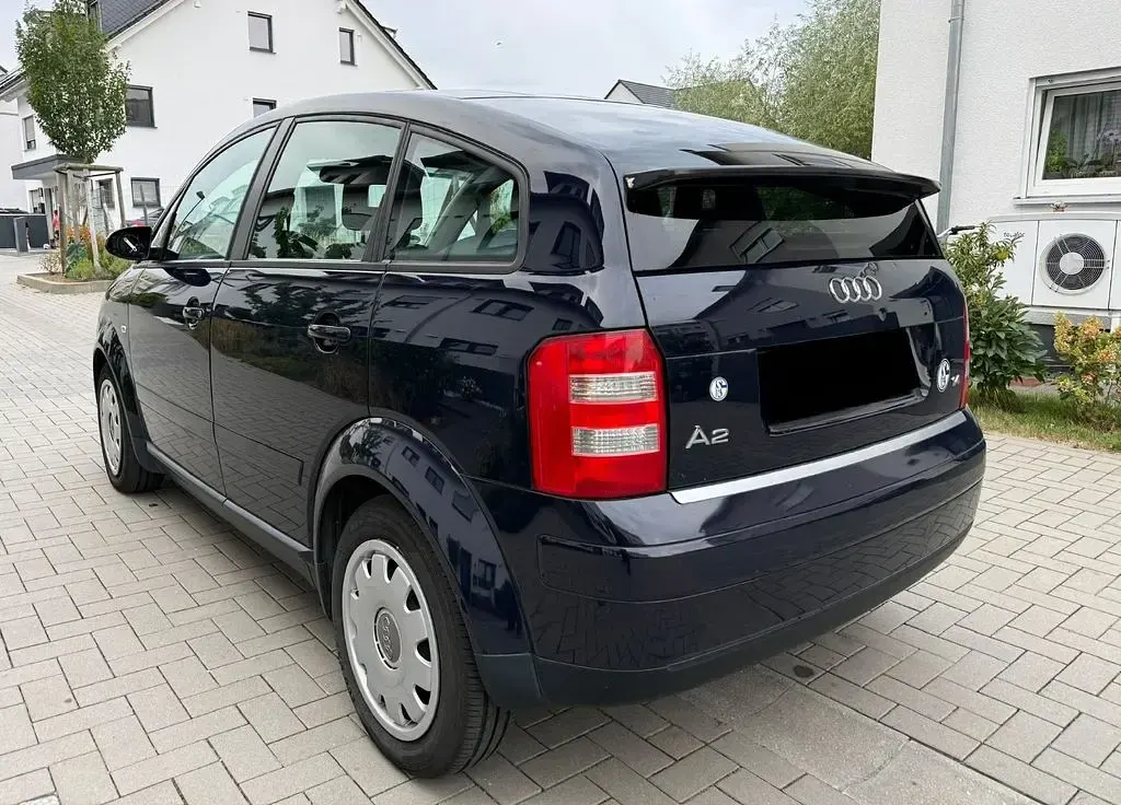 Gebraucht Audi A2 75 PS (55 kW) 2001 Blau Kleinwagen