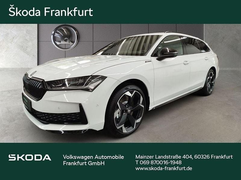 Weiß Neu 2025 Skoda Superb SportLine Kombi | 58.980 € - Bild 1/4
