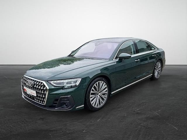 Gebraucht Audi A8 Ambiente 460 PS (338 kW) 2023 Grün (goodwoodgreen individuallackie) Limousine