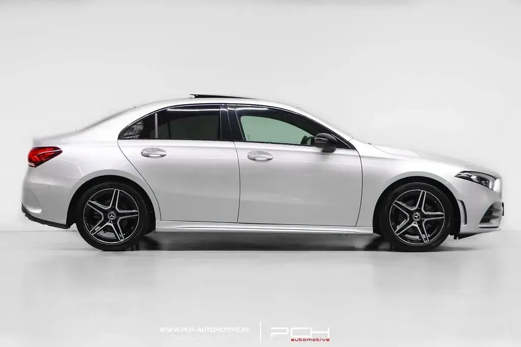 Gebraucht Mercedes CLA200 AMG line 163 PS (119 kW) 2024 Silber Coupé
