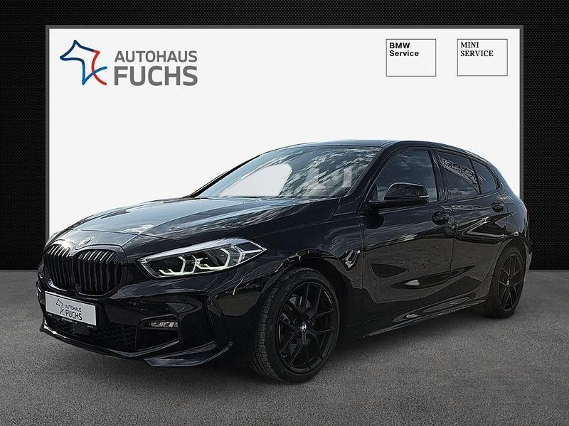 Schwarz Gebraucht 2023 BMW 120 Performance Kleinwagen | 34.980 € (Teuer) - Bild 1/4