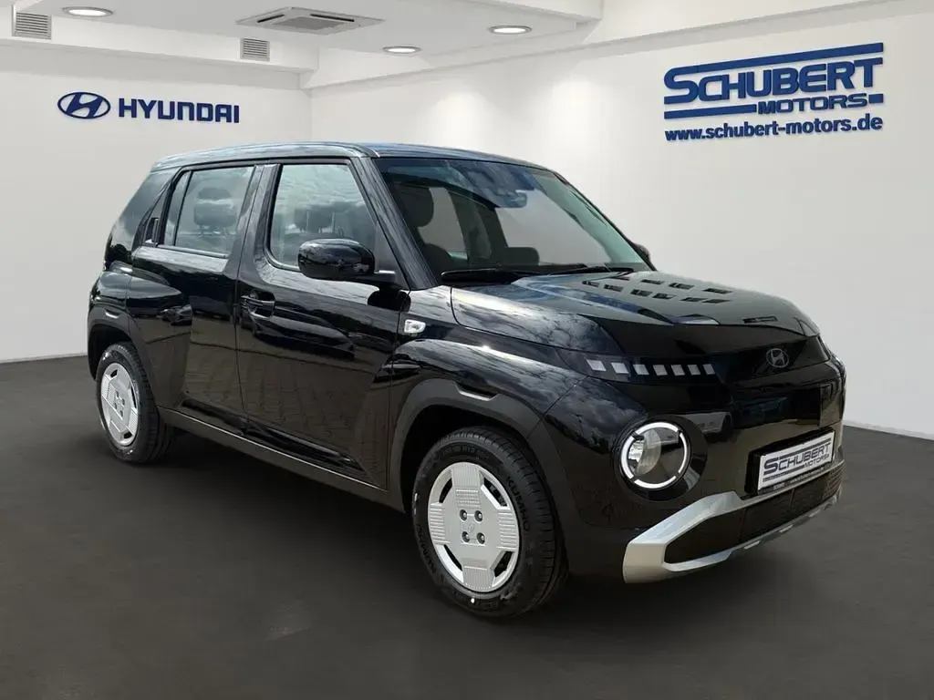 Neu Hyundai Inster Select 71 kW (97 PS) 2026 Abyss black Kleinwagen