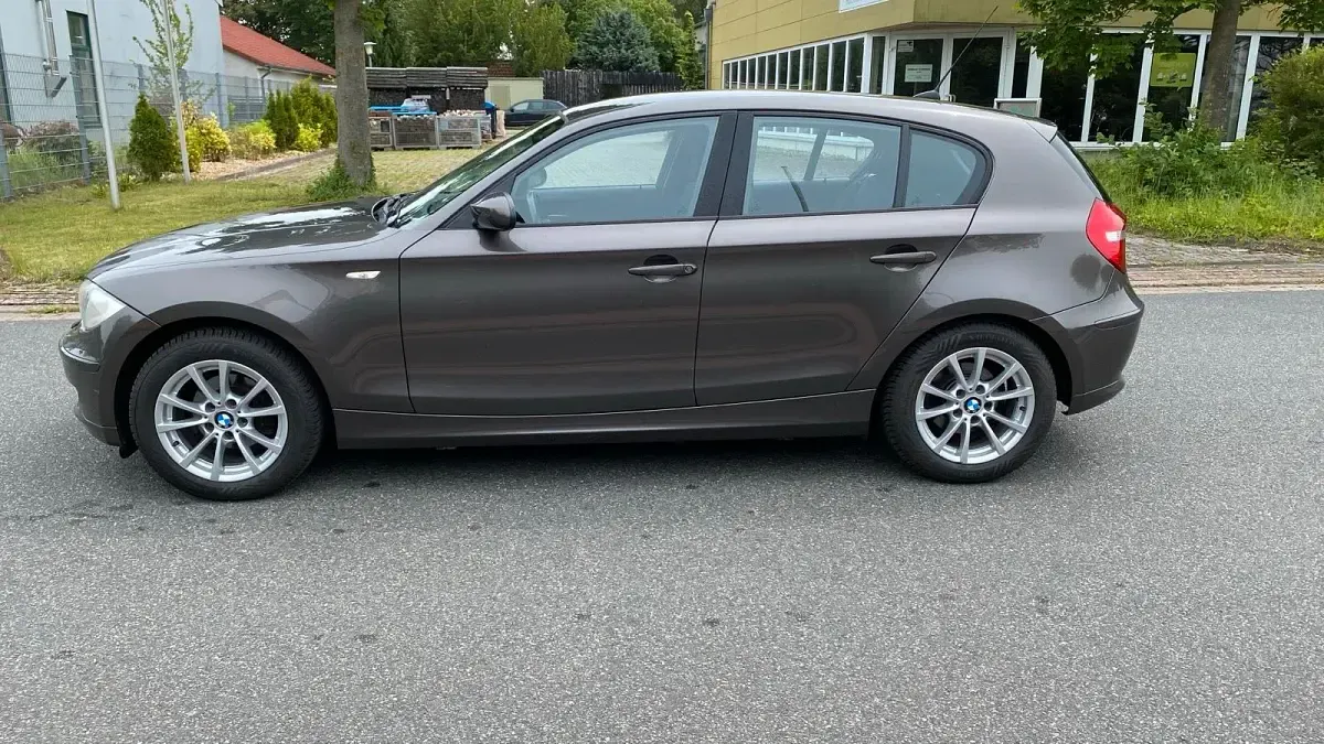 Gebraucht BMW 116 116 PS (85 kW) 2007 Andere farben Kleinwagen