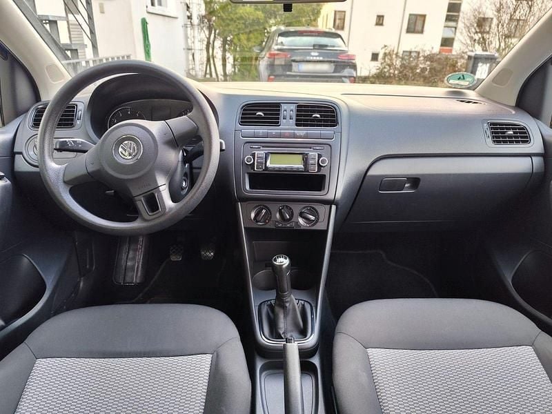 Gebraucht VW Polo 60 PS (44 kW) 2010 Blau Kleinwagen