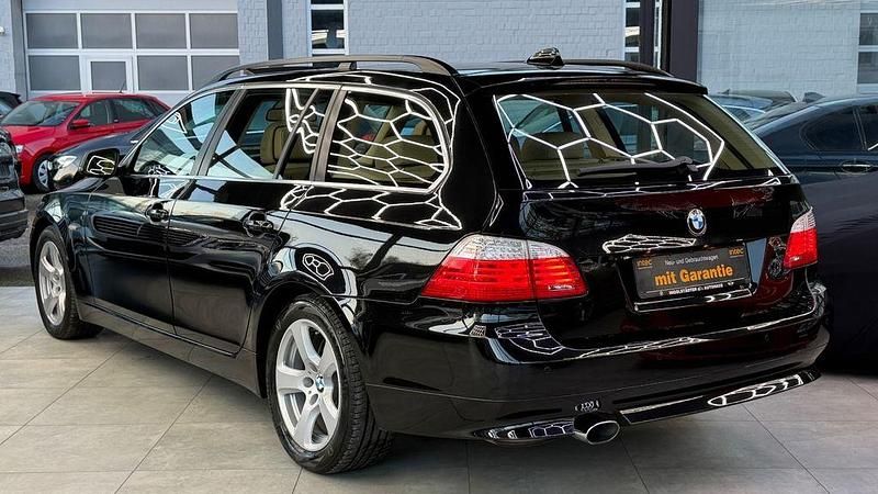 Gebraucht BMW 520 177 PS (130 kW) 2009 Schwarz Limousine