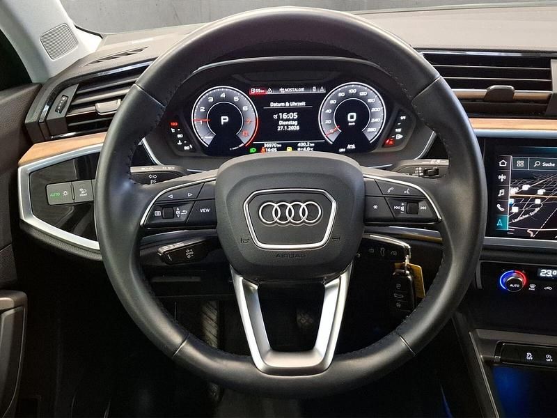 Gebraucht Audi Q3 Advanced Plus 190 PS (139 kW) 2019 Weiß metallic SUV