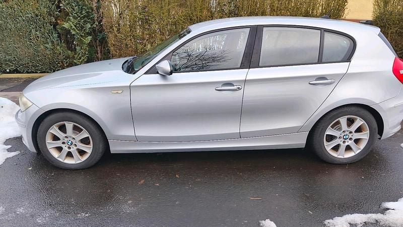 Gebraucht BMW 116 115 PS (84 kW) 2007 Silber Kleinwagen
