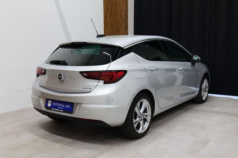 Usata Opel Astra 105 CV (77 kW) 2016 Argento Berlina