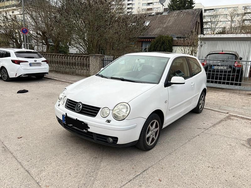 Gebraucht VW Polo 80 PS (58 kW) 2005 Weiß Kleinwagen