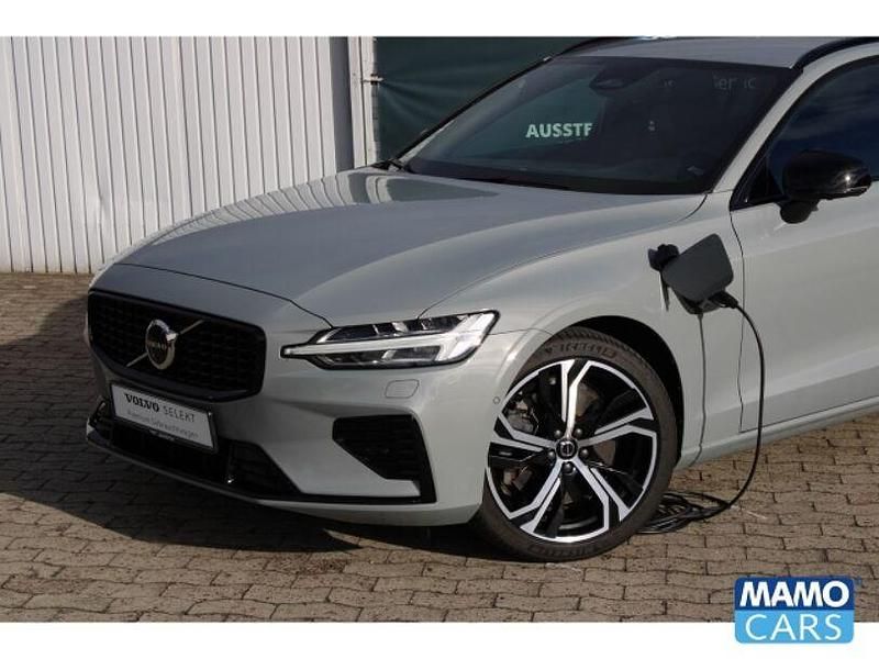 Gebraucht Volvo V60 Plus 455 PS (334 kW) 2024 Grau Kombi
