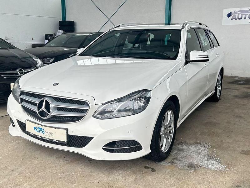 Second-hand Mercedes E250 204 CP (150 kW) 2013 Alb Break