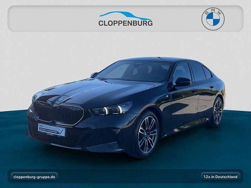 Schwarz Gebraucht 2025 BMW 520 M Sport Limousine | 55.980 € (Guter Preis) - Bild 1/4