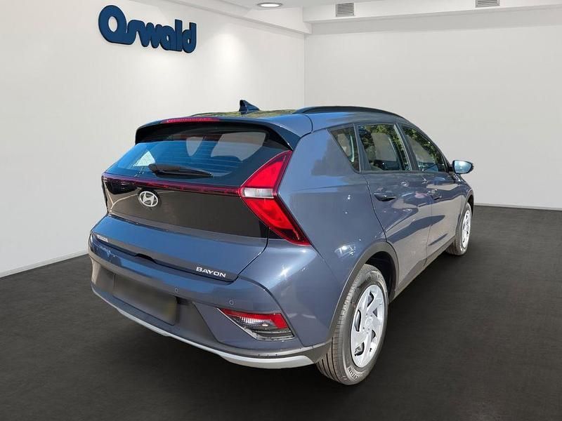 Neu Hyundai Bayon Select 101 PS (74 kW) 2025 Aurora grey / met SUV