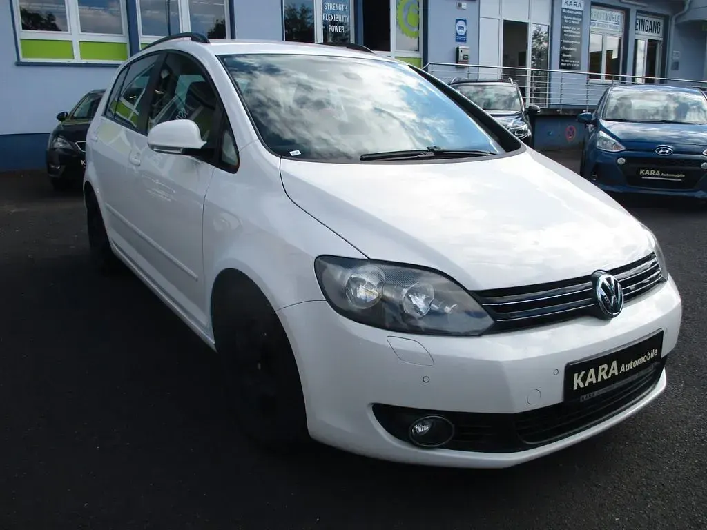 Gebraucht VW Golf Plus Cross 122 PS (89 kW) 2009 Weiß Kleinwagen