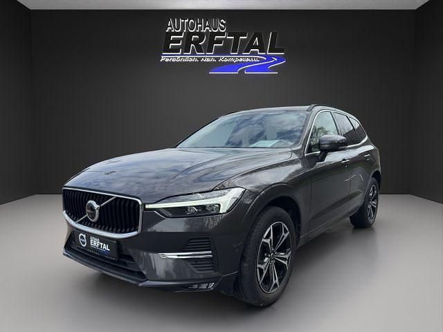 Gebraucht Volvo XC60 Momentum 197 PS (144 kW) 2022 Grau SUV