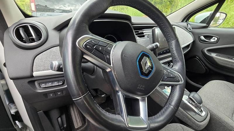 Gebraucht Renault Zoe Life 78 kW (107 PS) 2020 Weiß Kleinwagen