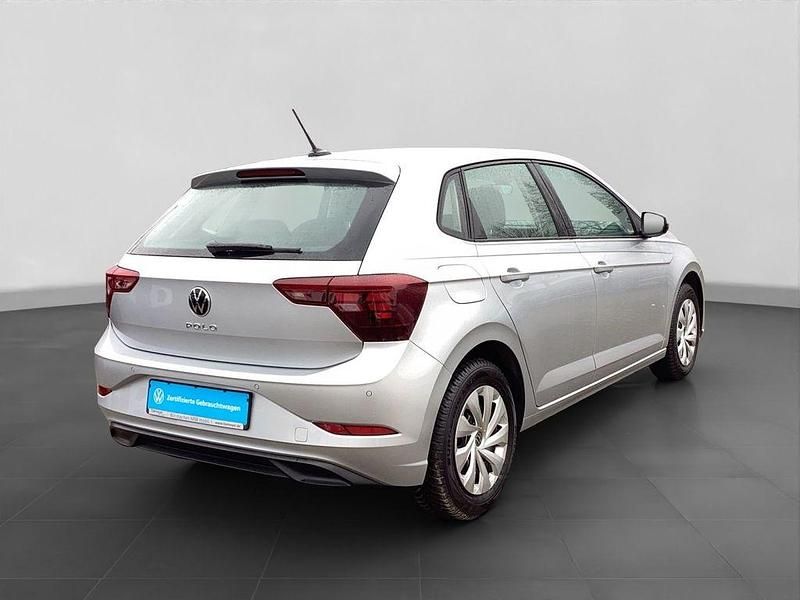 Second-hand VW Polo Life 80 CP (58 kW) 2025 Argintiu Berlinǎ