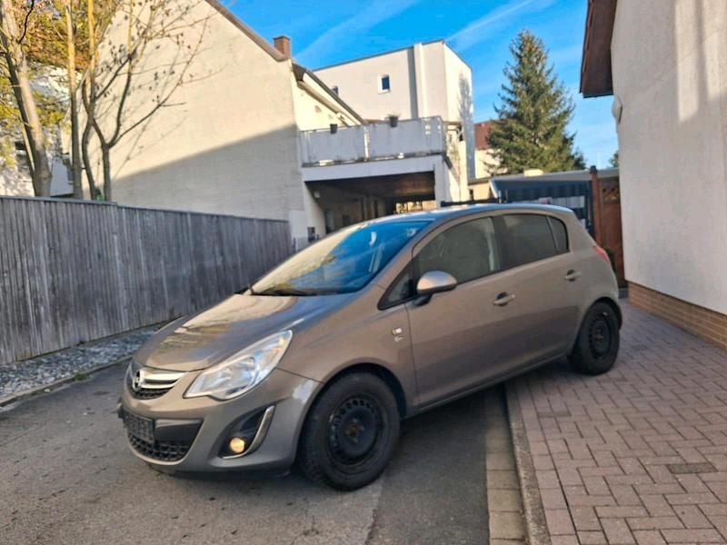 Gebraucht Opel Corsa 101 PS (74 kW) 2012 Kleinwagen